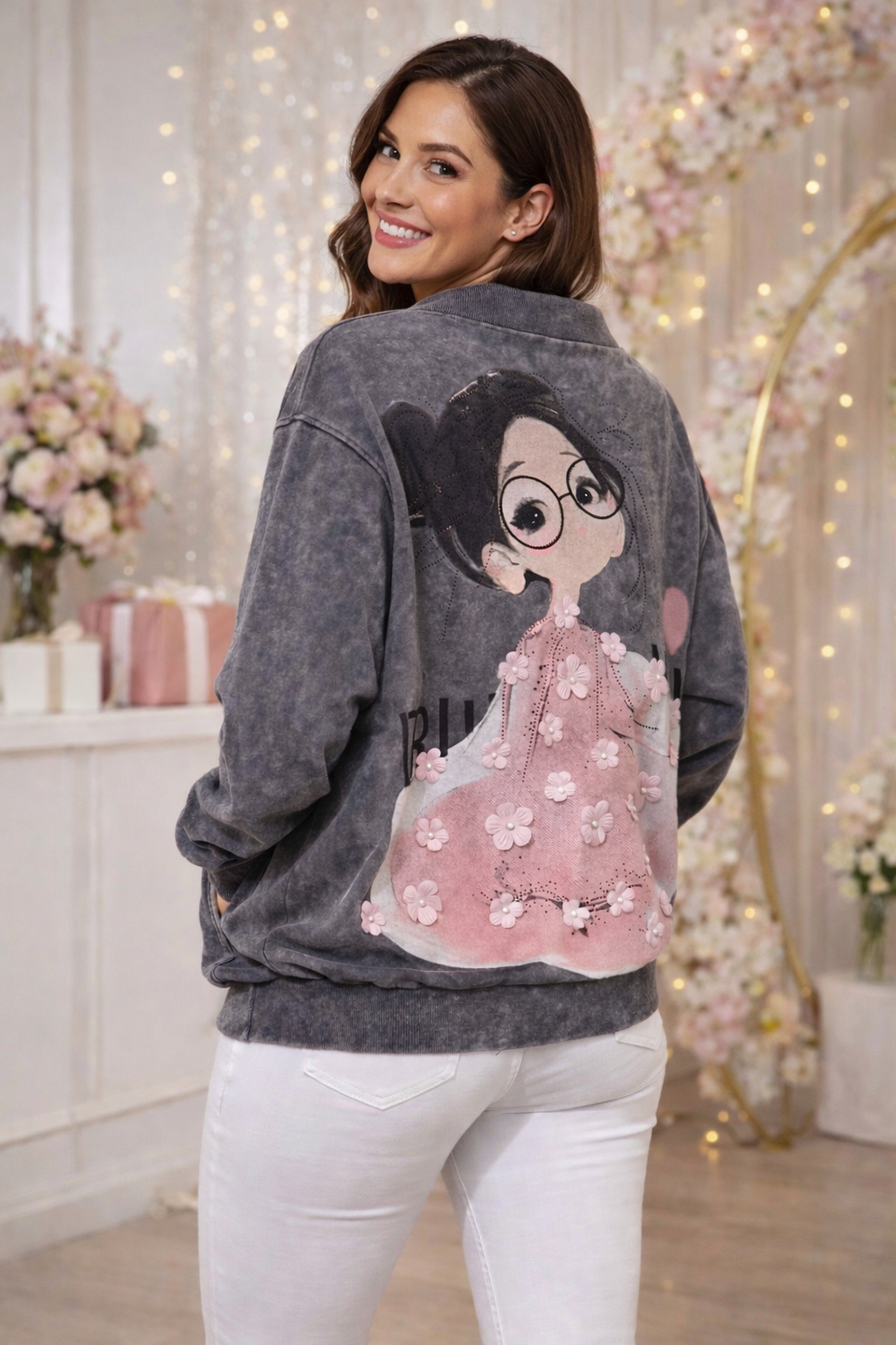 🌸✨ Sweatjacke „Blumenmädchen“ – 2 Farben – One Size (tragbar bis Gr. 46) ✨🛍️🔥