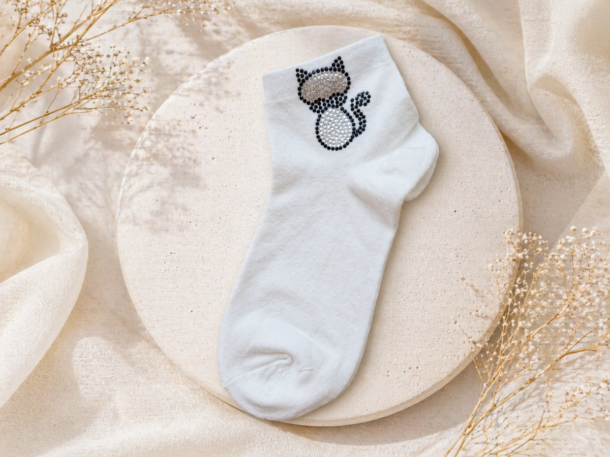 Damen Sneaker-Socken mit Strass-Katzenmotiv 🐱✨ | Größe 38–41 | 2 Farben: Schwarz & Weiß