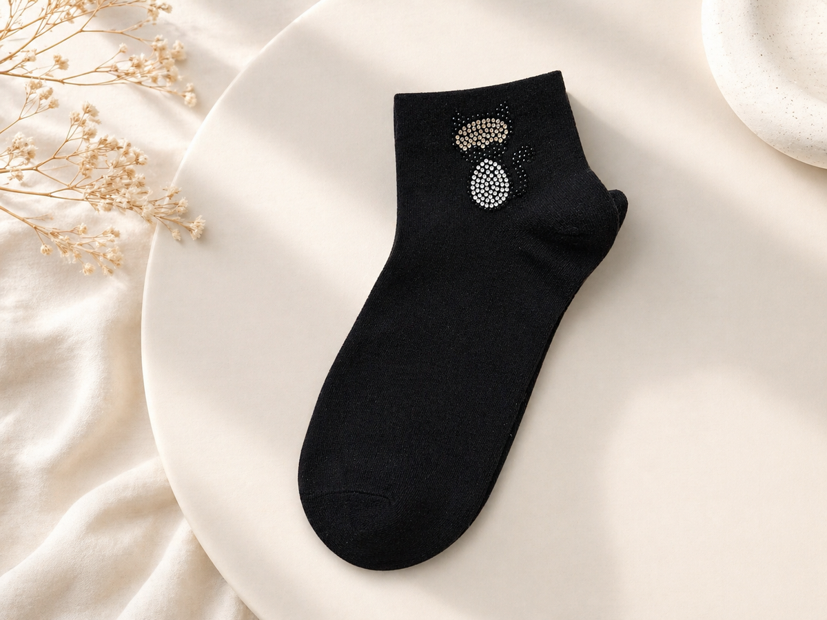 Damen Sneaker-Socken mit Strass-Katzenmotiv 🐱✨ | Größe 38–41 | 2 Farben: Schwarz & Weiß